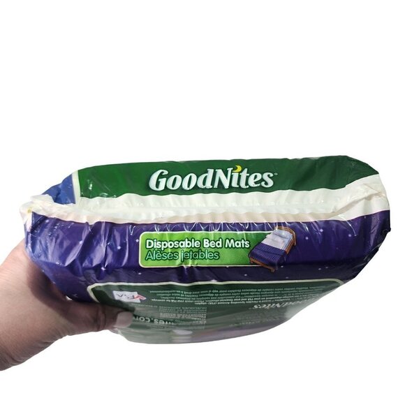 NEW GoodNights Disposable Bed Mats - Open Box - 2.4’x2.8’ - 9 Count - Picture 3 of 13